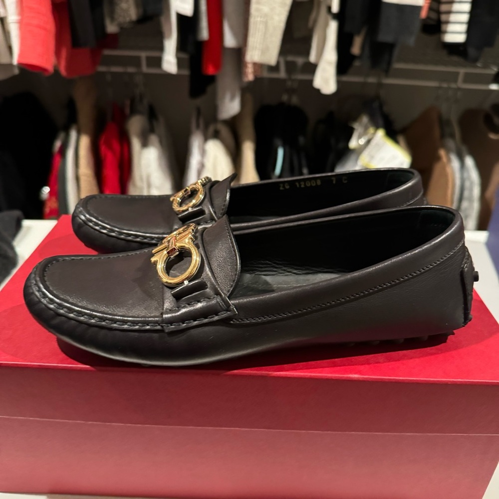 Salvatore Ferragamo Women’s Shoes - Berra Driver Loafers (Size 7)
